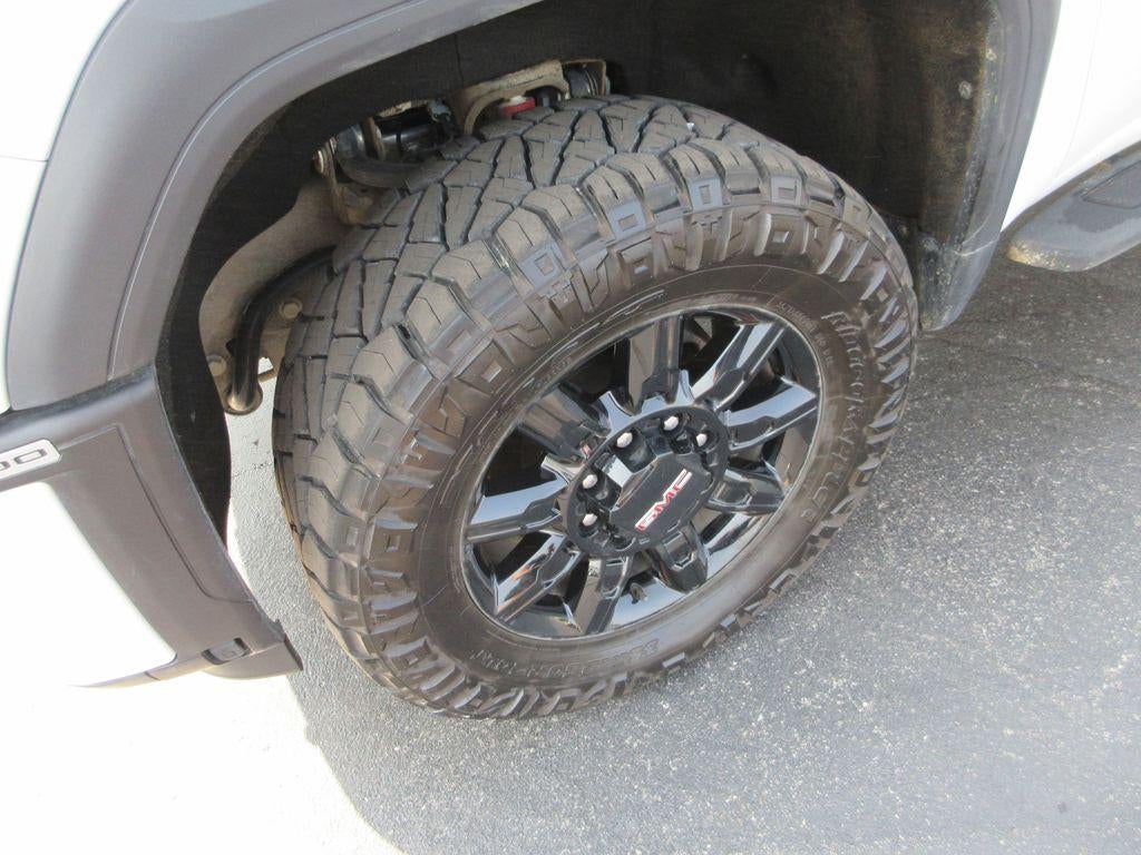 2025 GMC Sierra 2500 HD AT4