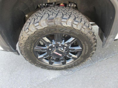 2025 GMC Sierra 2500 HD AT4