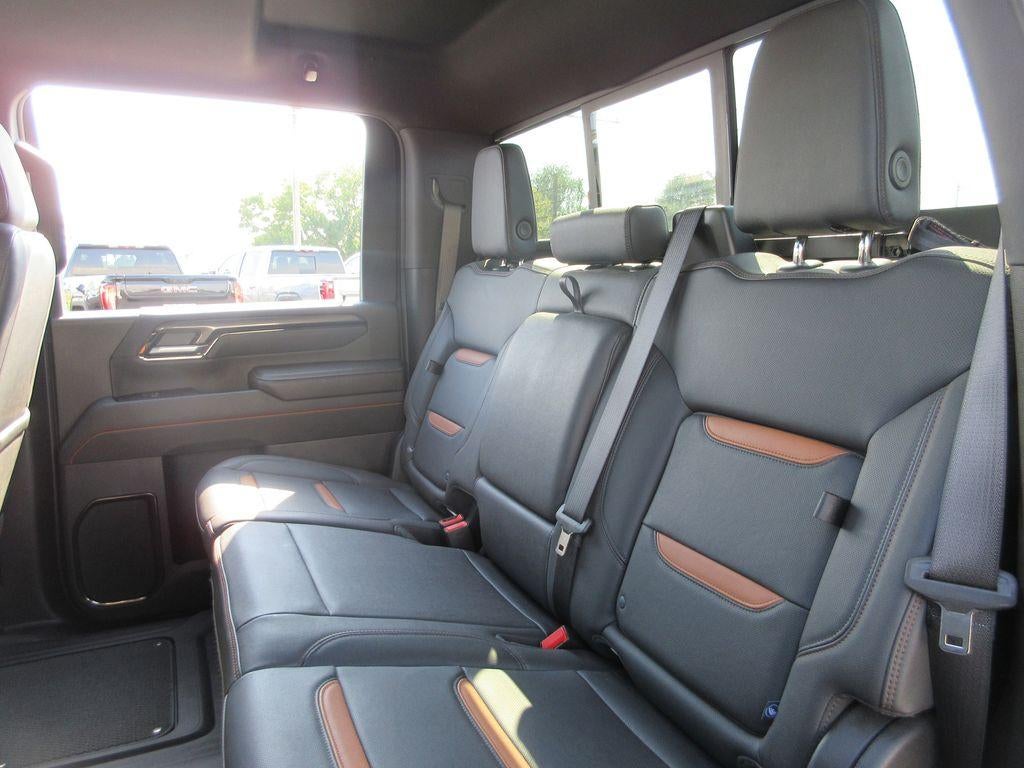 2025 GMC Sierra 2500 HD AT4