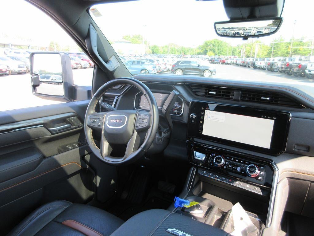 2025 GMC Sierra 2500 HD AT4