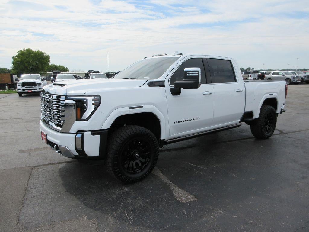 2025 GMC Sierra 2500 HD Denali