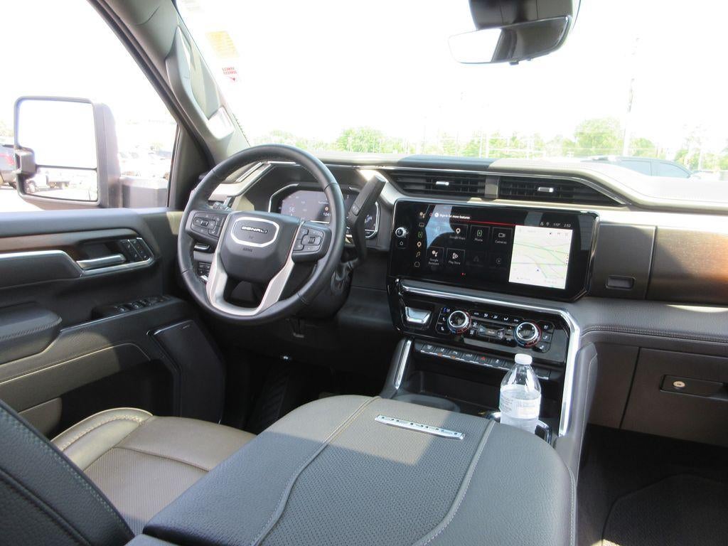 2025 GMC Sierra 2500 HD Denali