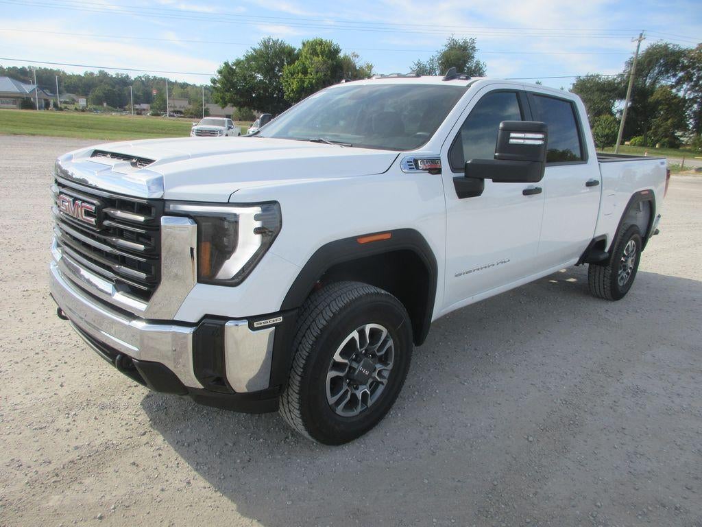 2026 GMC Sierra 3500HD Pro - Photo 10