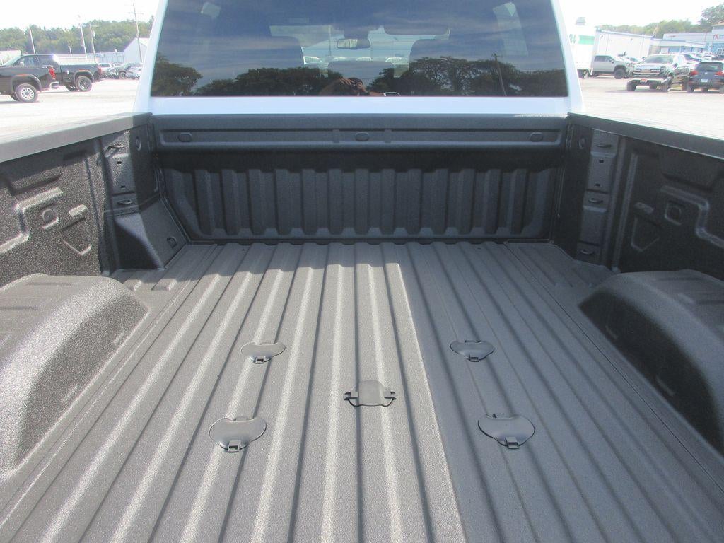 2026 GMC Sierra 3500HD Pro - Photo 6