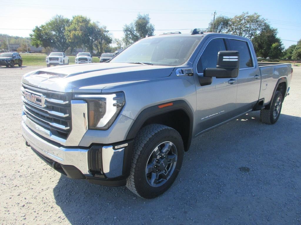 2026 GMC Sierra 3500HD SLE - Photo 10