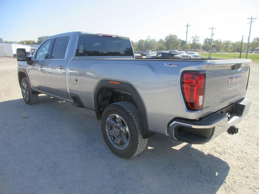 2026 GMC Sierra 3500HD SLE - Photo 7