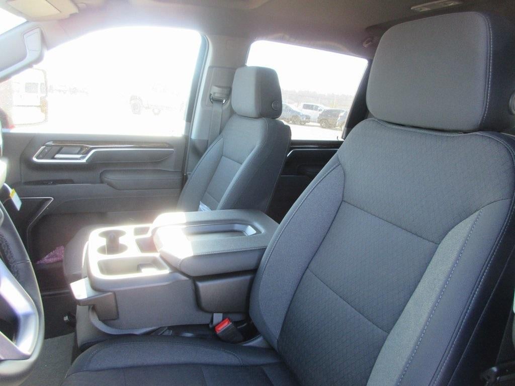 2026 GMC Sierra 3500 HD SLE