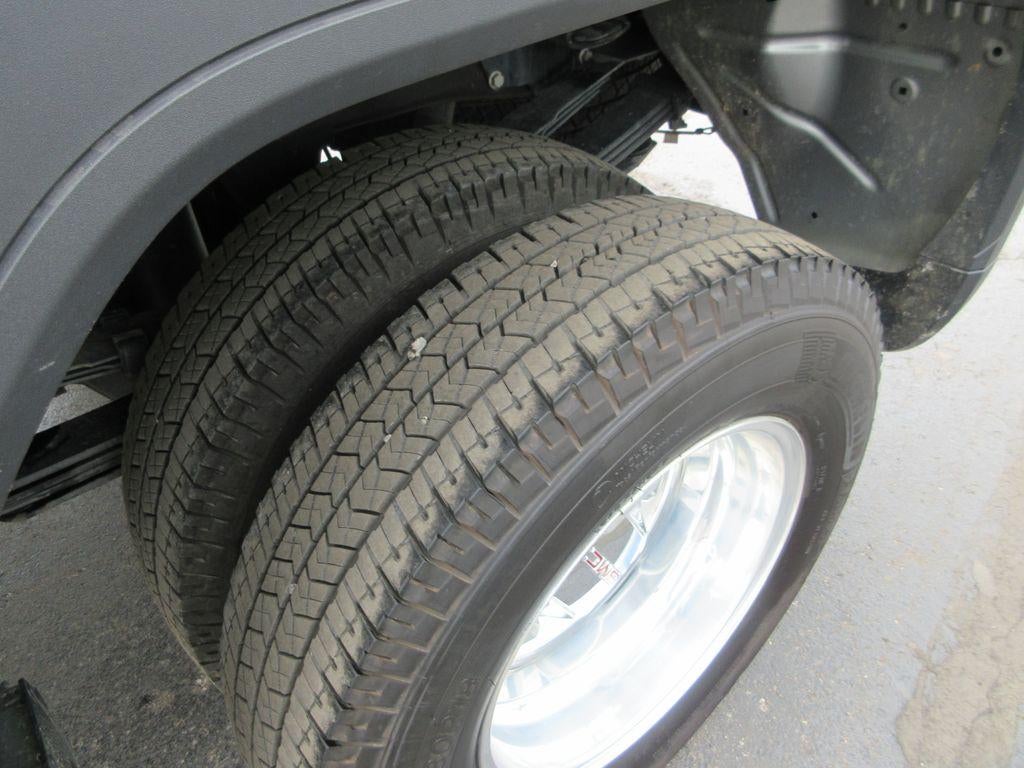 2025 GMC Sierra 3500 HD SLE DRW