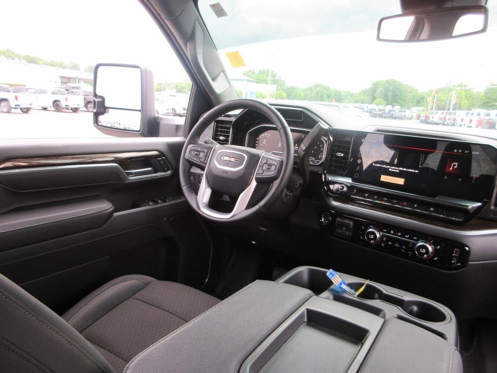 2025 GMC Sierra 3500 HD SLE DRW