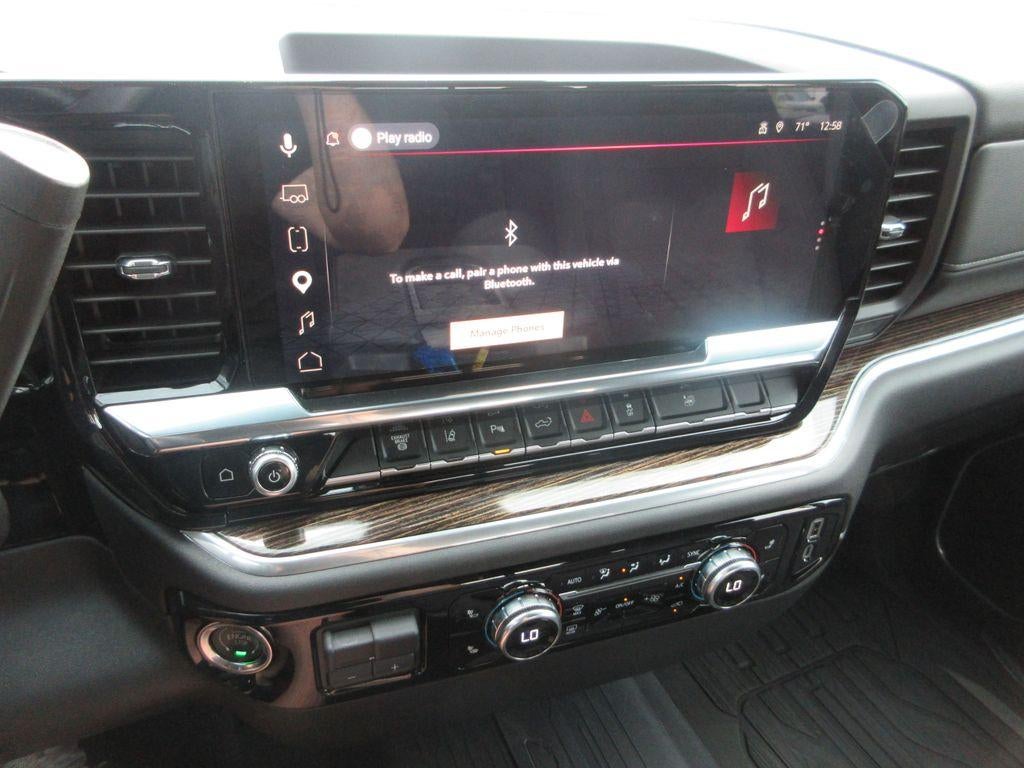 2025 GMC Sierra 3500 HD SLE DRW