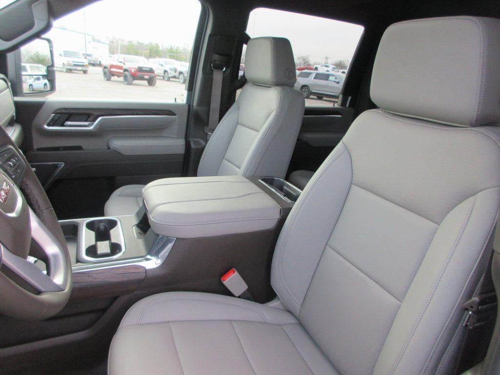 2026 GMC Sierra 3500 HD SLT