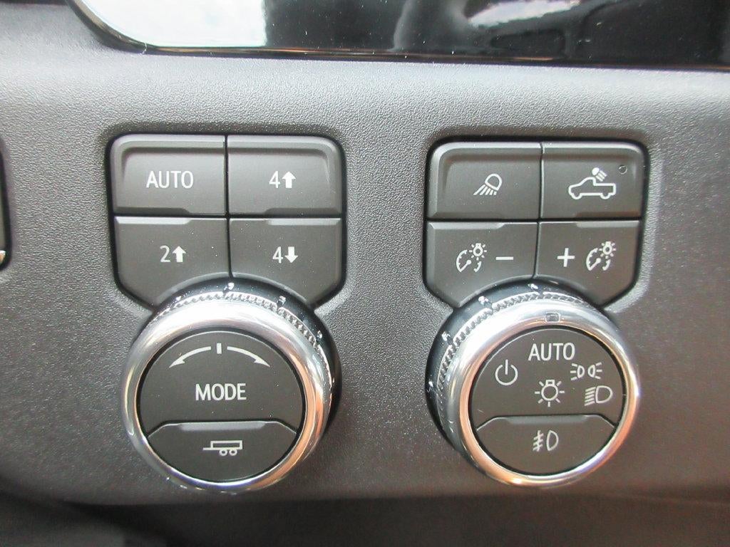 2026 GMC Sierra 3500HD SLT - Photo 18