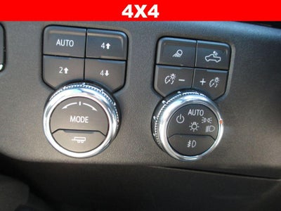 2025 GMC Sierra 3500 HD SLT