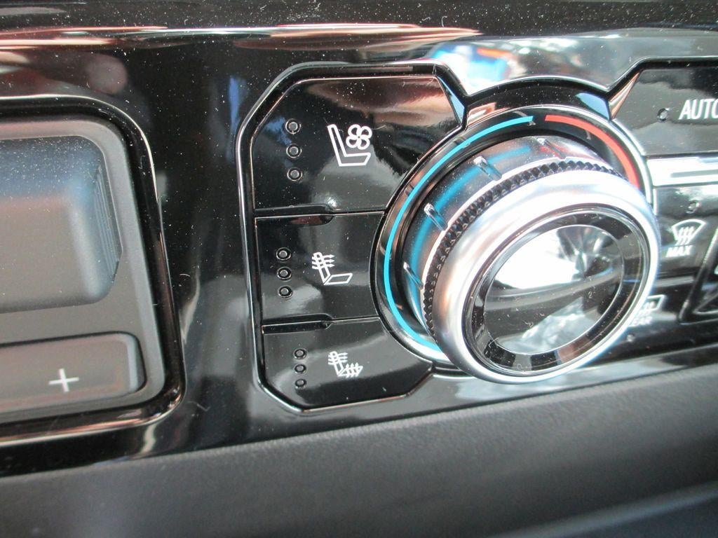 2026 GMC Sierra 3500HD SLT - Photo 19