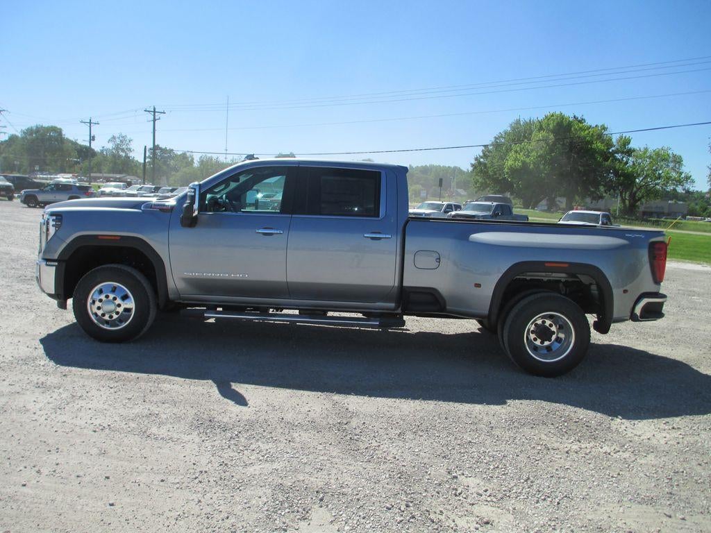 2026 GMC Sierra 3500HD SLT - Photo 7