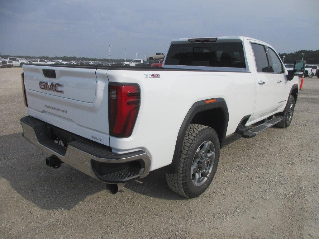 2026 GMC Sierra 3500 HD SLT