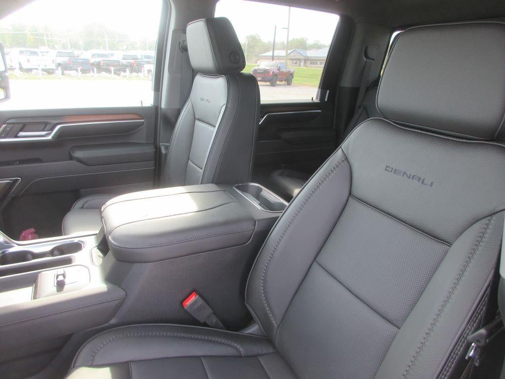 2026 GMC Sierra 3500 HD Denali DRW