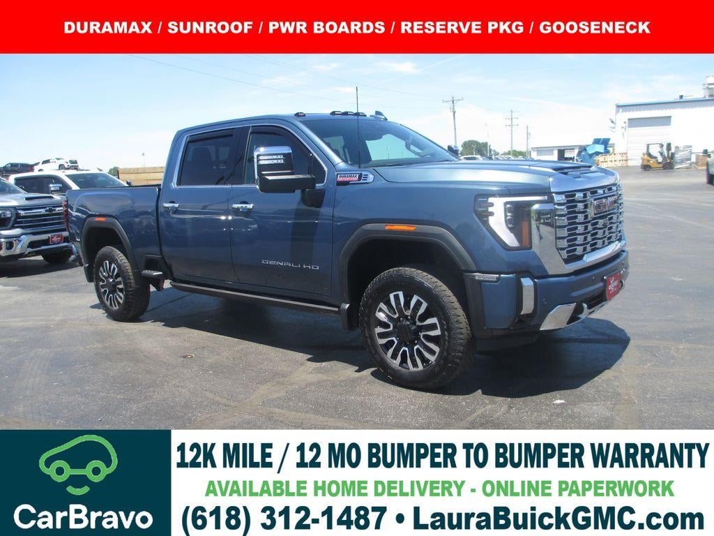 2025 GMC Sierra 4WD Crew Cab Standard Box Denali's photo
