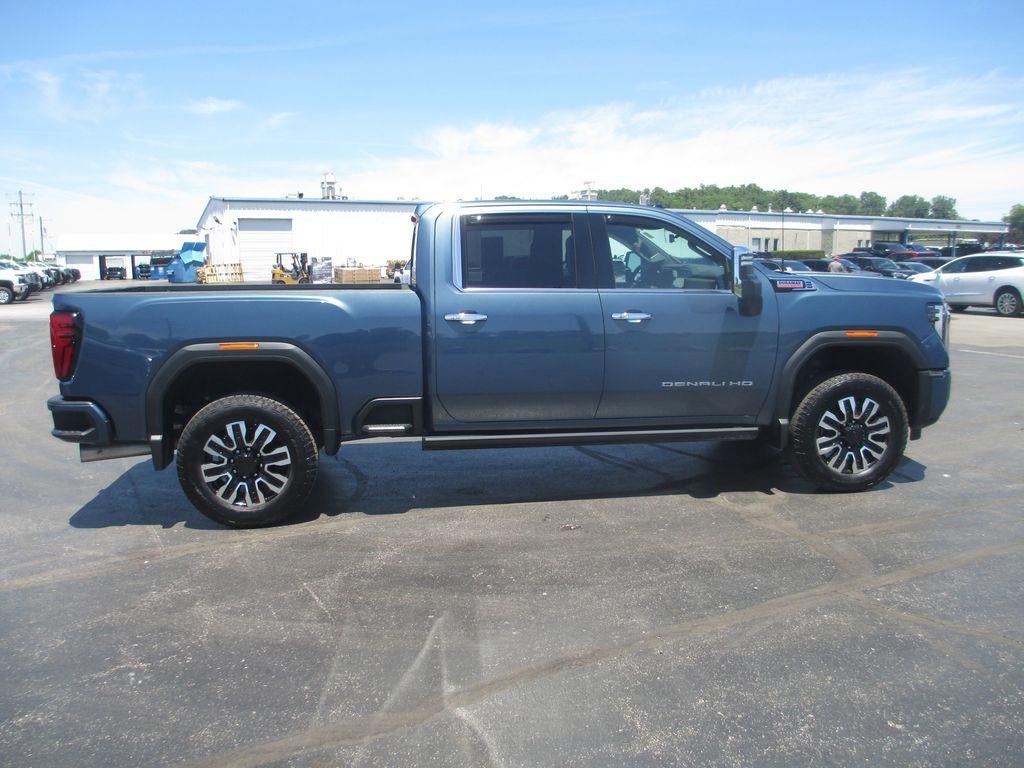 2025 GMC Sierra 3500 HD Denali