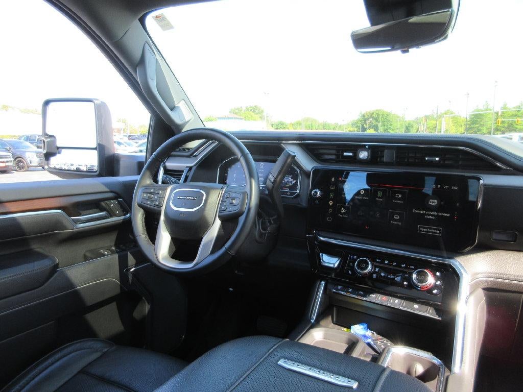 2025 GMC Sierra 3500 HD Denali
