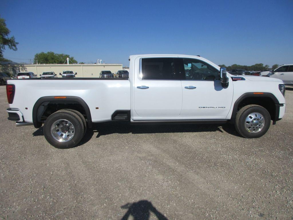 2026 GMC Sierra 3500 HD Denali DRW