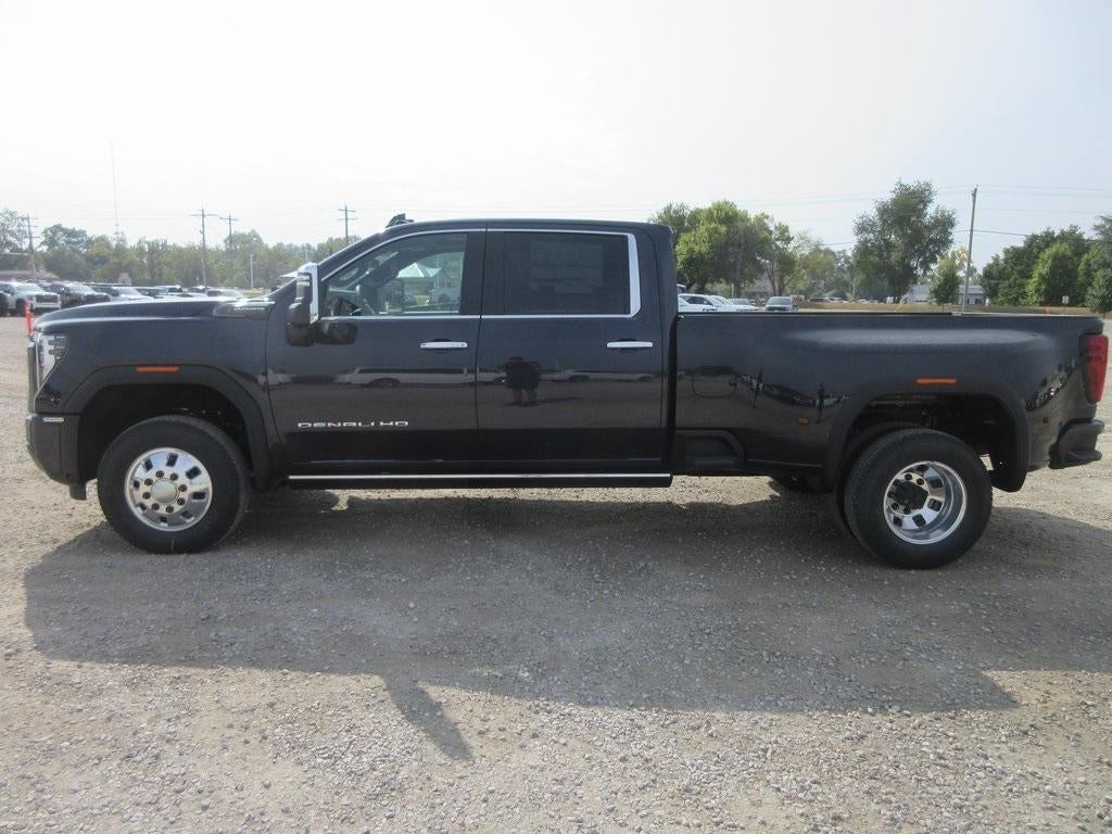 2026 GMC Sierra 3500 HD Denali Ultimate DRW