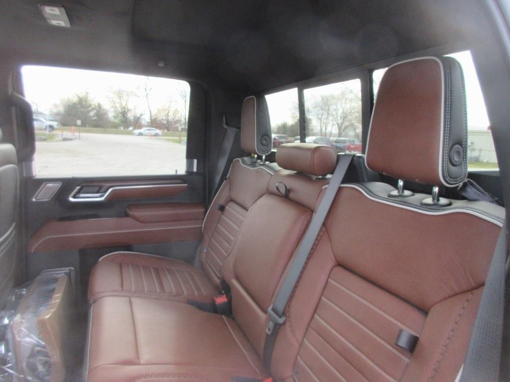 2026 GMC Sierra 3500 HD Denali Ultimate DRW