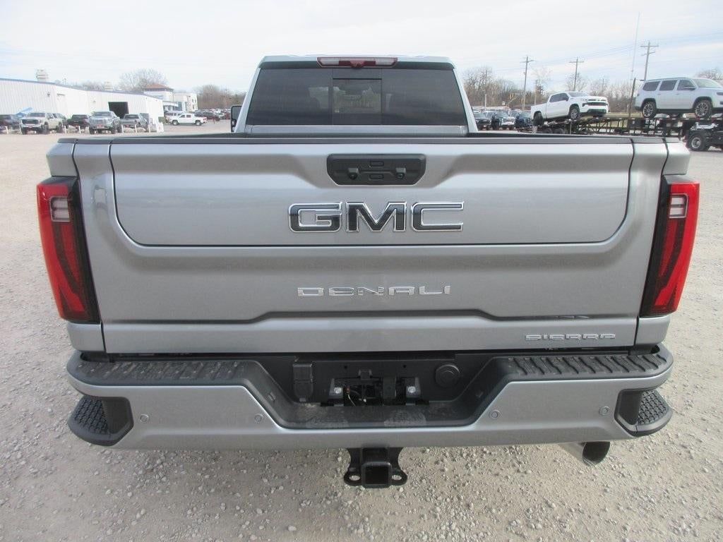 2026 GMC Sierra 3500 HD Denali Ultimate DRW