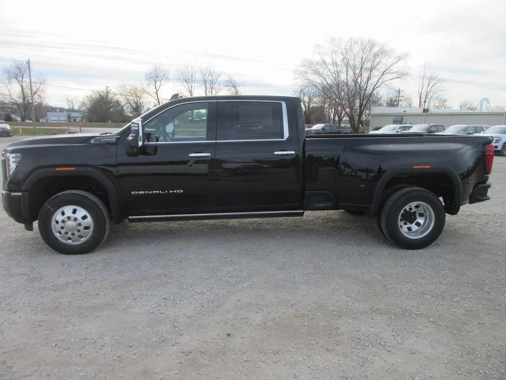 2026 GMC Sierra 3500 HD Denali Ultimate DRW