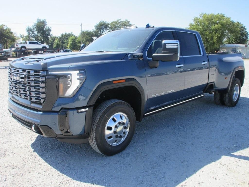2026 GMC Sierra 3500 HD Denali Ultimate DRW