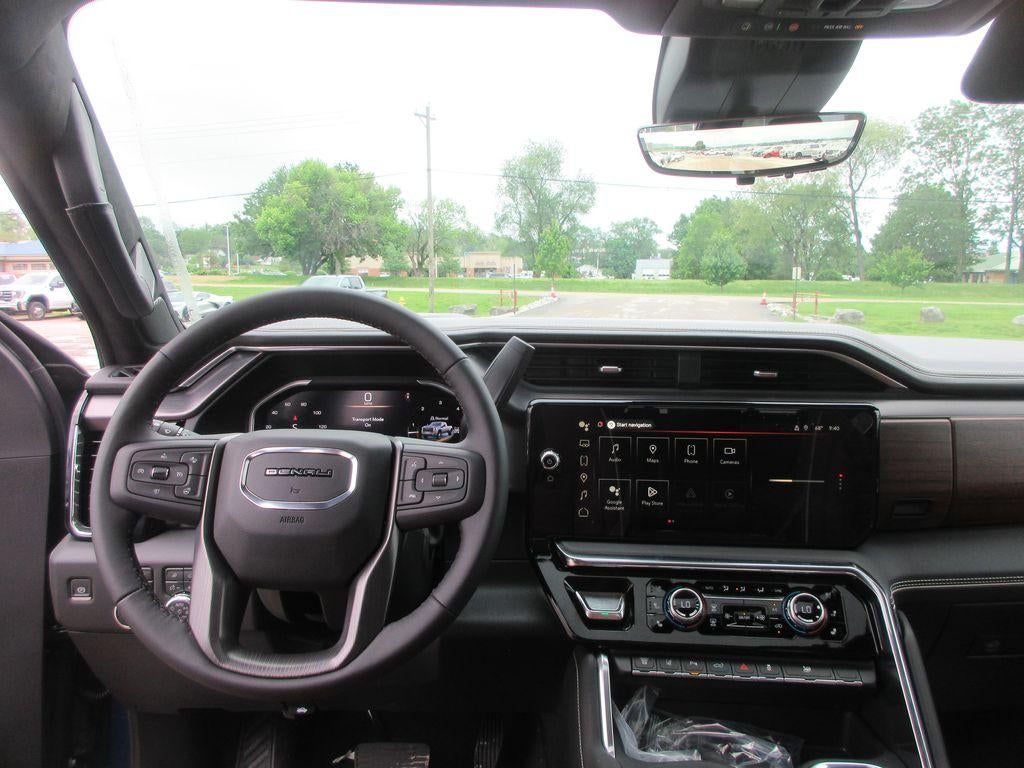 2026 GMC Sierra 3500 HD Denali Ultimate DRW