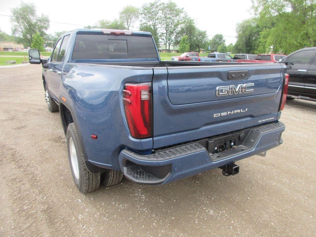 2026 GMC Sierra 3500 HD Denali Ultimate DRW