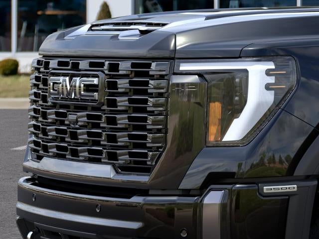 2026 GMC Sierra 3500 HD Denali Ultimate DRW