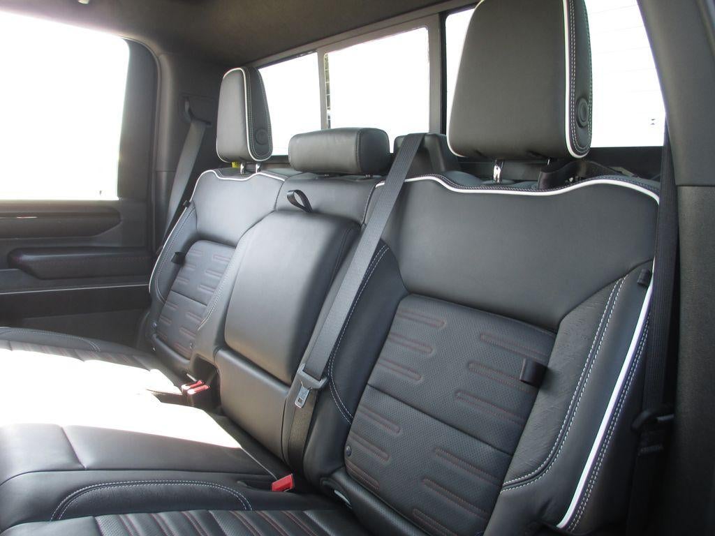 2025 GMC Sierra 2500 HD AT4X