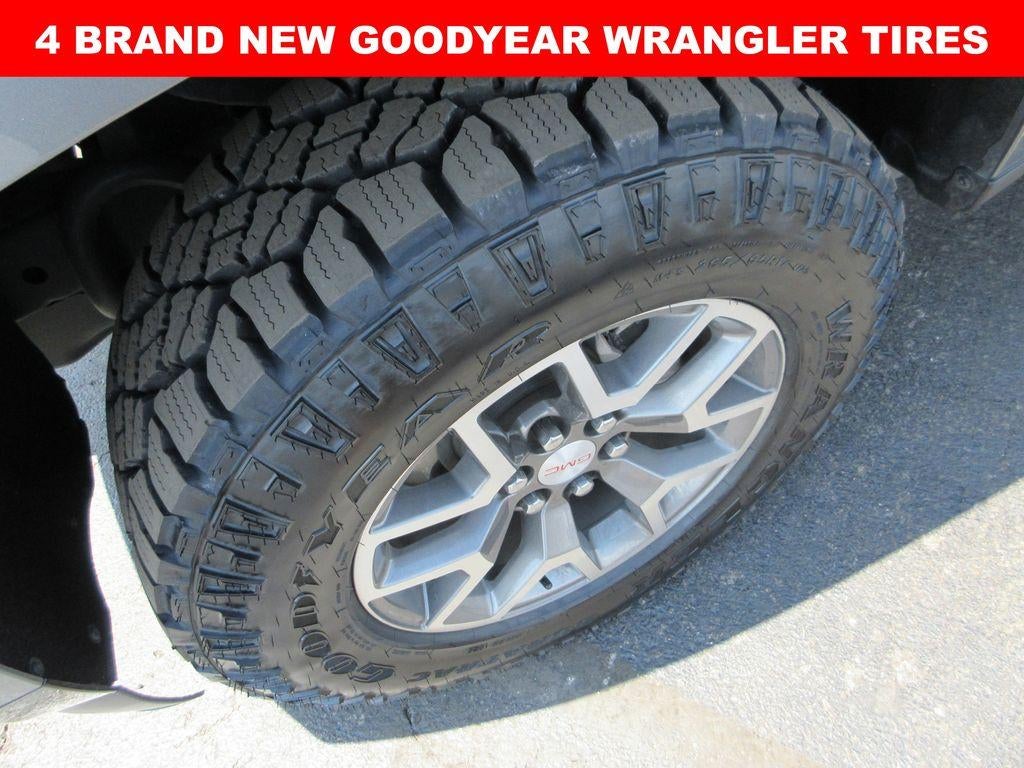 2022 GMC Canyon AT4 - Leather
