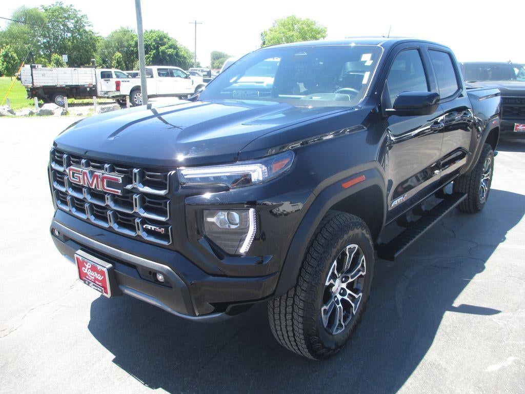 2025 GMC Canyon AT4