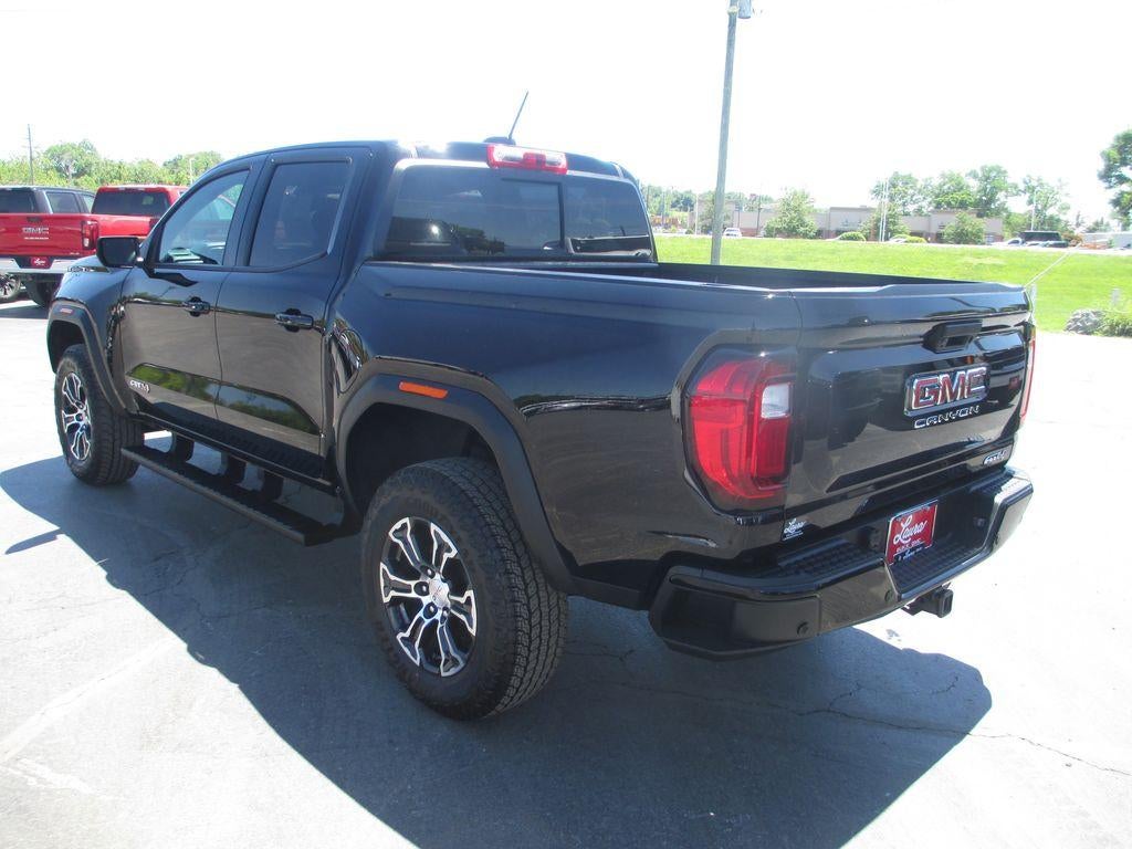 2025 GMC Canyon AT4