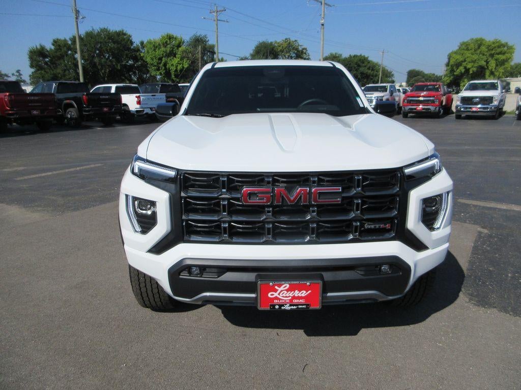 2024 GMC Canyon AT4