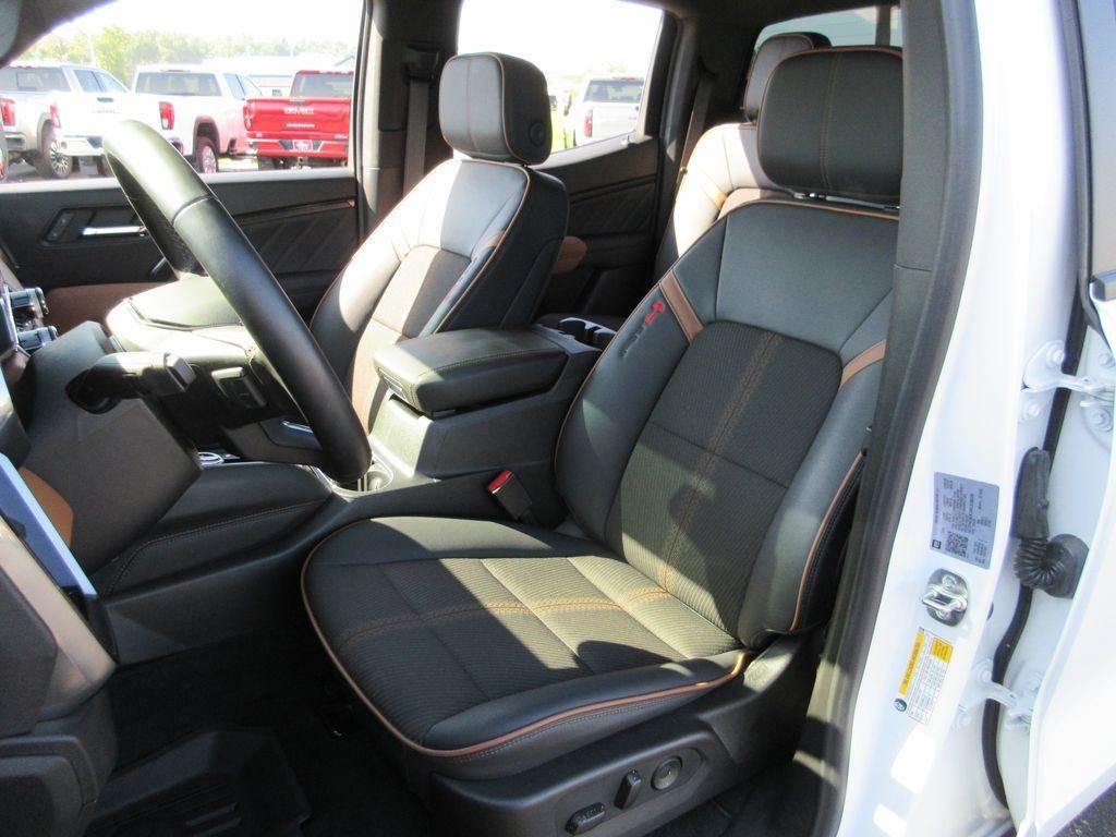 2024 GMC Canyon AT4