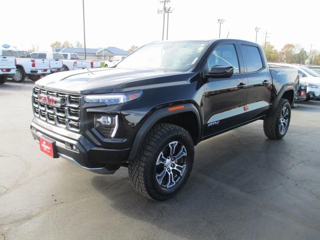 2024 GMC Canyon AT4