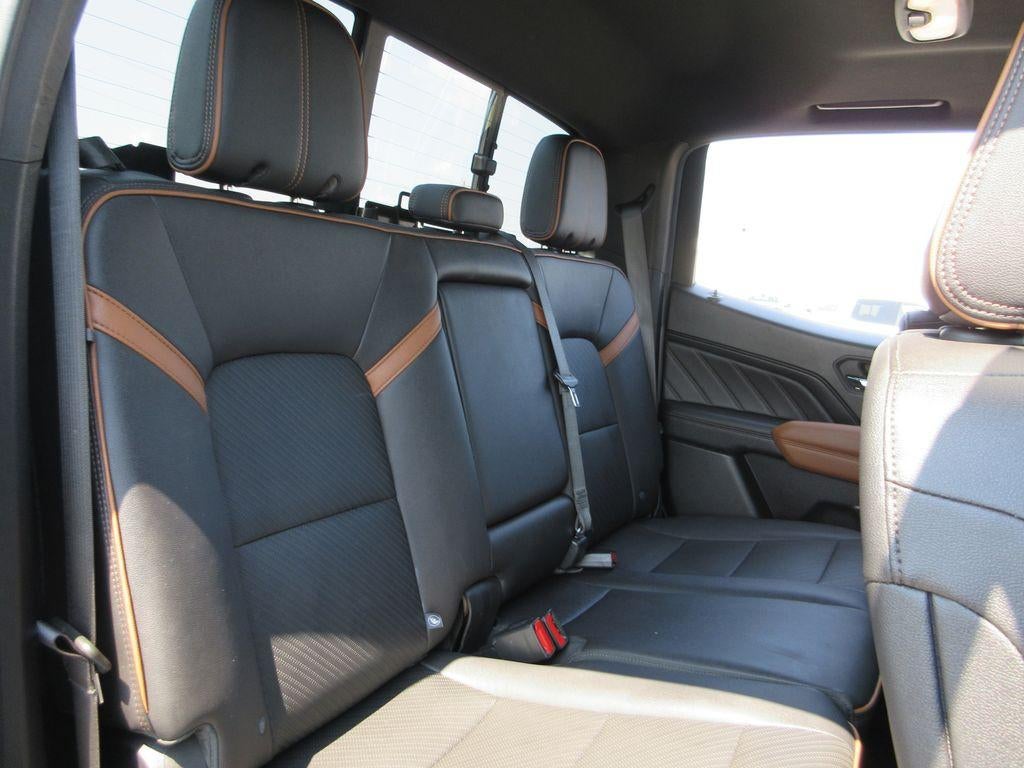 2023 GMC Canyon 4WD AT4