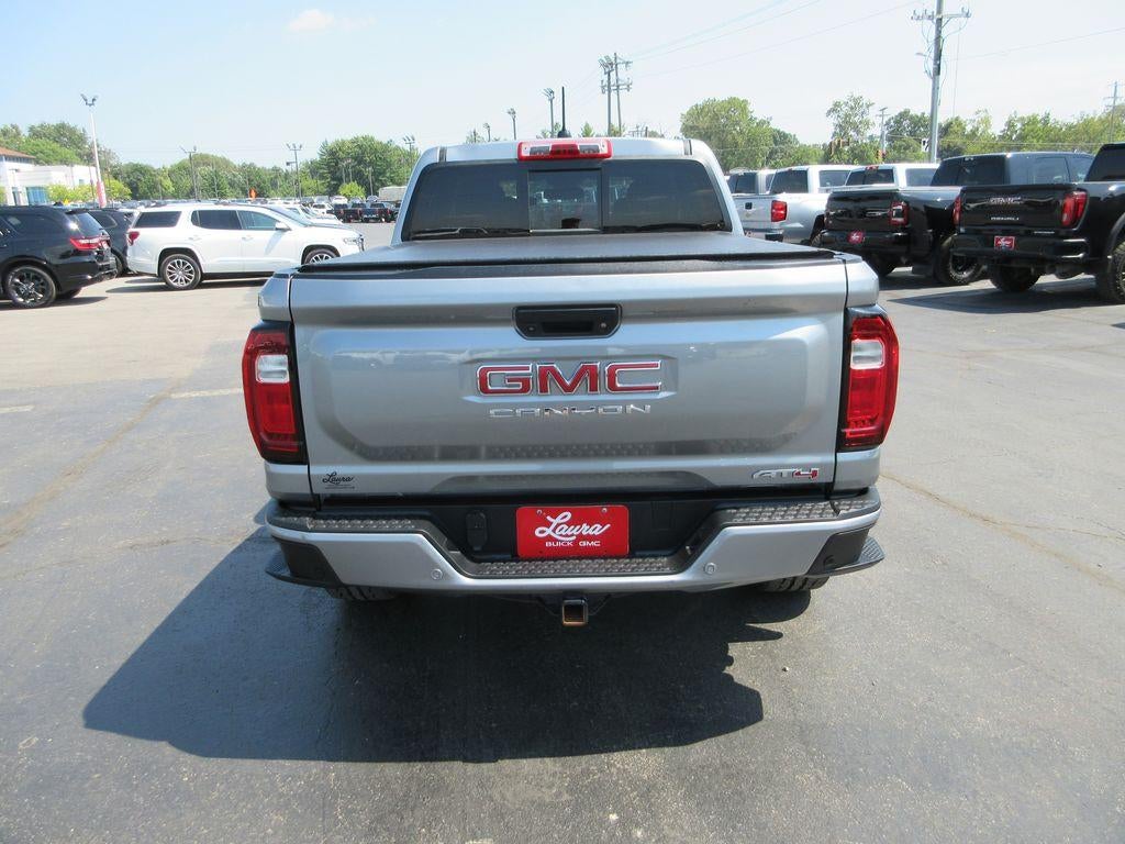 2023 GMC Canyon 4WD AT4