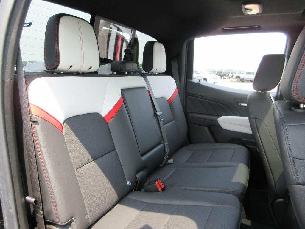 2024 GMC Canyon AT4X