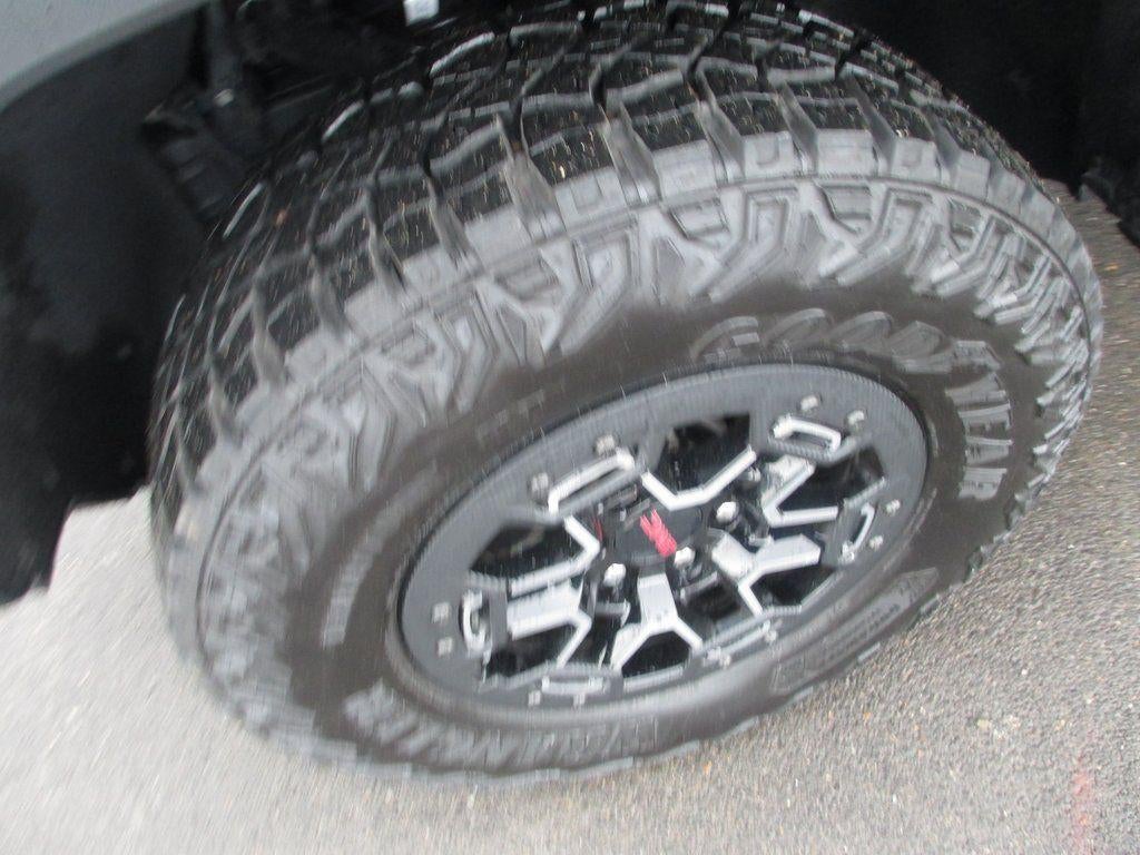 2024 GMC Canyon AT4X