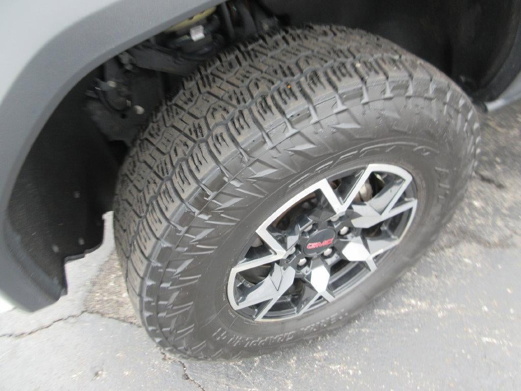 2023 GMC Canyon 4WD AT4X