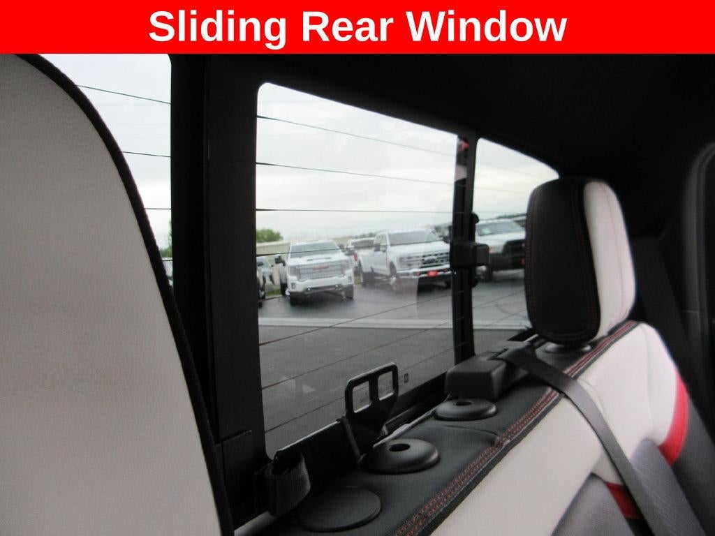 2023 GMC Canyon 4WD AT4X