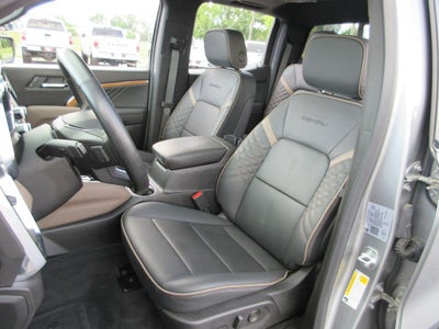 2024 GMC Canyon Denali