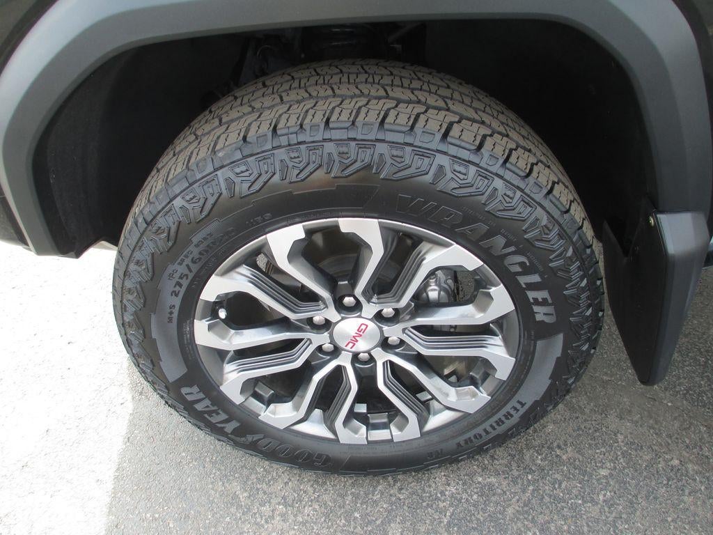 2023 GMC Canyon Denali