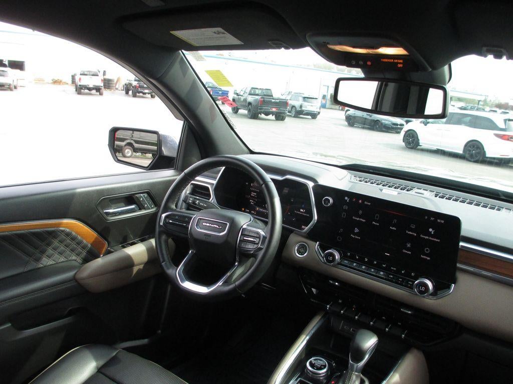 2023 GMC Canyon Denali