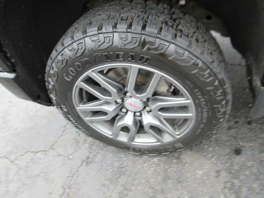 2022 GMC Sierra 1500 Limited AT4